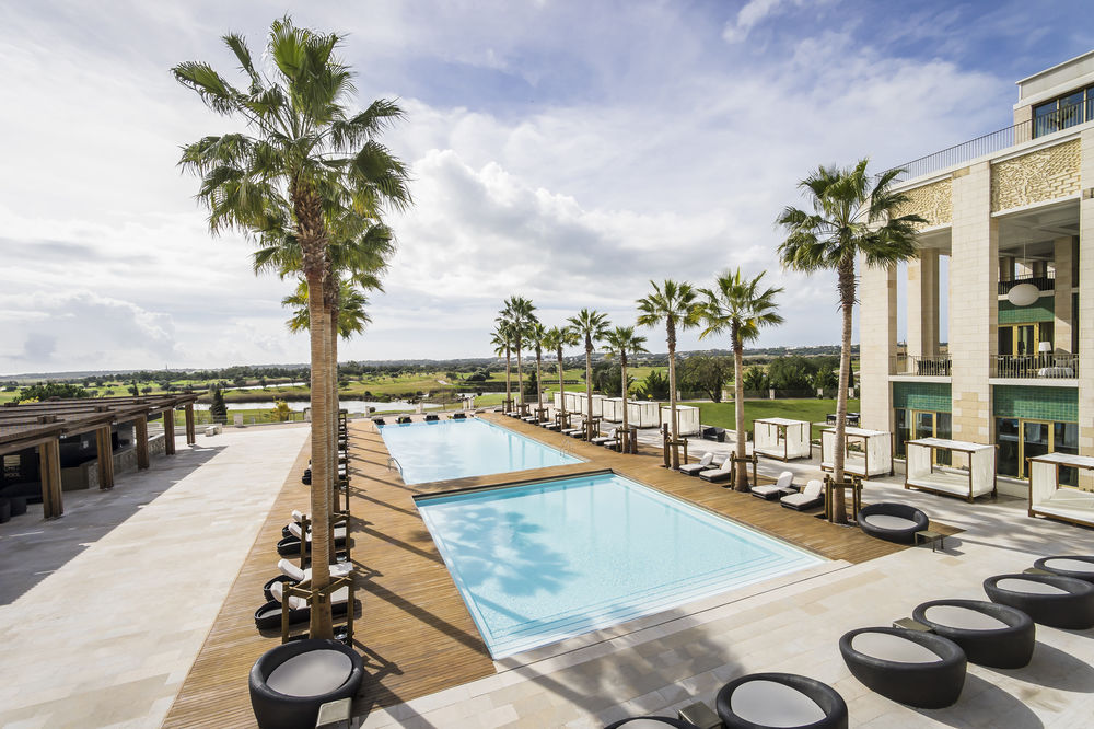 Victoria Golf Resort And Spa Managed By Accor Vilamoura Exterior foto The pool at the hotel